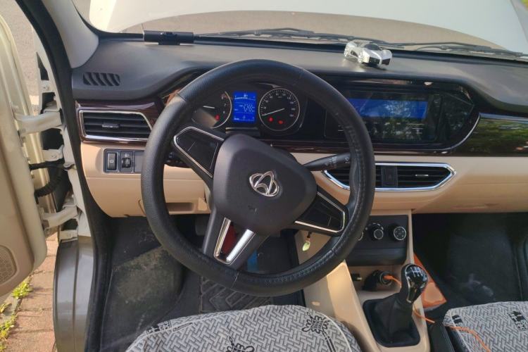 Used CHANGAN KUAYUE Xing V5 2021 1.5L Jinbao Edition Comfort Version JL473QH Steering Wheel