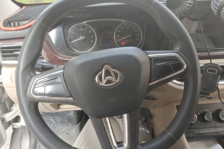 Used CHANGAN KUAYUE Xing V5 2021 1.6L Jinbao Edition Comfort Version DAM16KR Steering Wheel