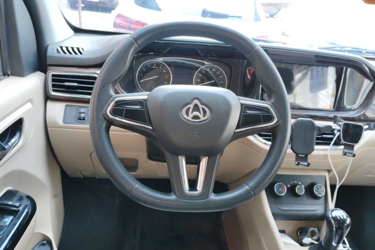 Used CHANGAN KUAYUE Xing V5 2021 1.6L Fortune-Attracting Edition Comfort Model DAM16KR Steering Wheel