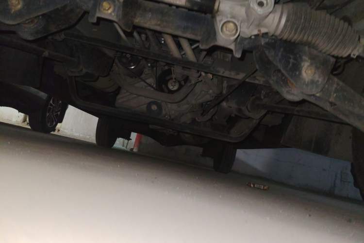 Used CHANGAN KUAYUE Xing V5 2021 1.6L Jinbao Edition Luxury Version DAM16KR Chassis Front