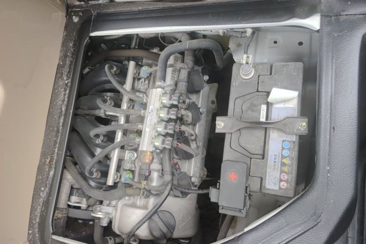Used CHANGAN KUAYUE Xing V5 2021 1.6L Fortune-Attracting Edition Comfort Model DAM16KR Engine Bay