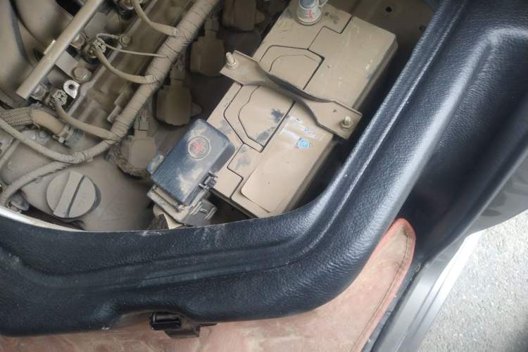Used CHANGAN KUAYUE Xing V5 2021 1.6L Jinbao Edition Luxury Version DAM16KR Engine Bay Left