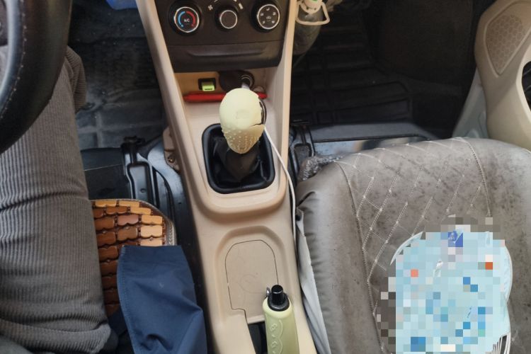 Used CHANGAN KUAYUE Xing V5 2021 1.5L Fortune-Attracting Deluxe Model JL473QH Gear Lever