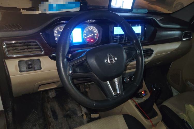 Used CHANGAN KUAYUE Xing V5 2021 1.6L Jinbao Edition Luxury Version DAM16KR Steering Wheel