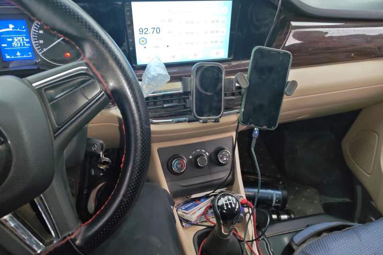Used CHANGAN KUAYUE Xing V5 2021 1.6L Fortune-Attracting Deluxe Model DAM16KR Audio And AC Panel