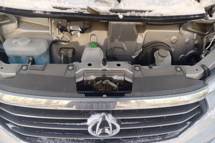 Used CHANGAN KUAYUE Xing V5 2021 1.6L Fortune-Attracting Edition Comfort Model DAM16KR Engine Bay