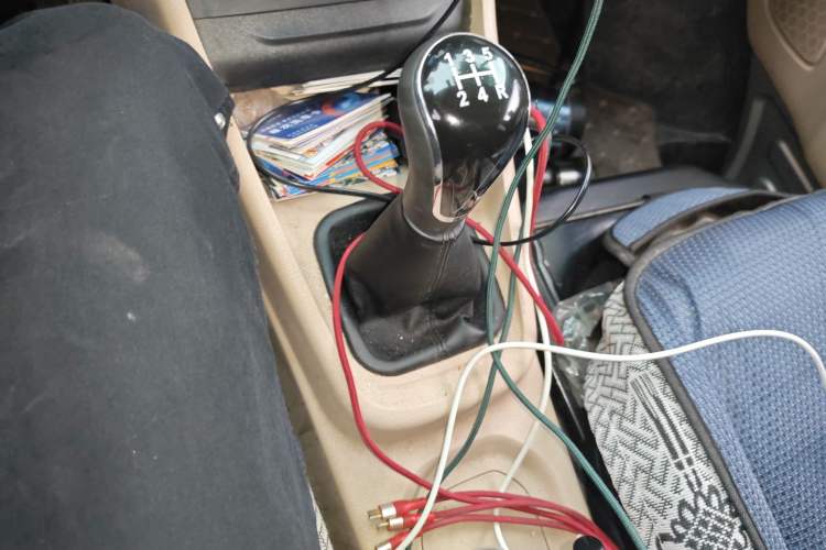 Used CHANGAN KUAYUE Xing V5 2021 1.6L Fortune-Attracting Deluxe Model DAM16KR Gear Lever