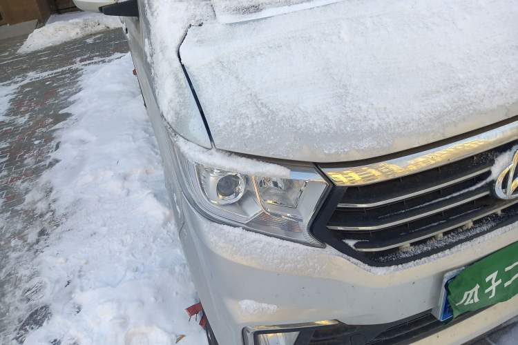 Used CHANGAN KUAYUE Xing V5 2021 1.6L Fortune-Attracting Edition Comfort Model DAM16KR Right Front Headlight