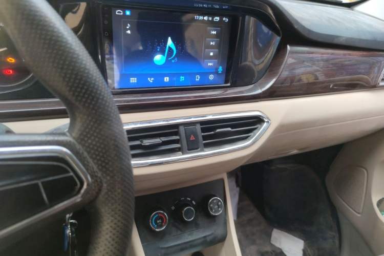Used CHANGAN KUAYUE Xing V5 2021 1.5L Fortune-Attracting Deluxe Model JL473QH Audio And AC Panel