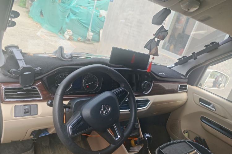 Used CHANGAN KUAYUE Xing V5 2021 1.6L Jinbao Edition Luxury Version DAM16KR Center Console