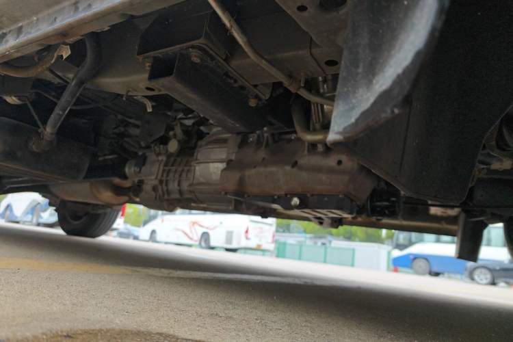 Used CHANGAN KUAYUE Xing V5  Chassis Front Right