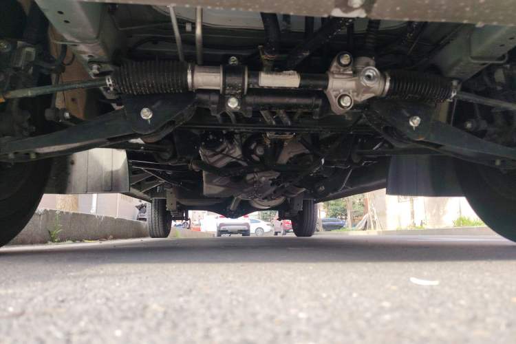 Used CHANGAN KUAYUE Xing V5 2021 1.5L Jinbao Edition Luxury Version JL473QH Chassis Front
