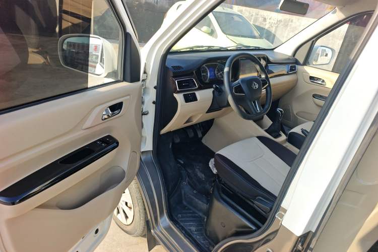 Used CHANGAN KUAYUE Xing V5 2021 1.6L Jinbao Edition Luxury Version DAM16KR Driver Seat