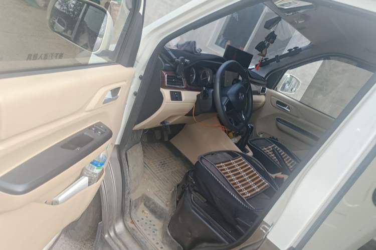Used CHANGAN KUAYUE Xing V5 2021 1.6L Jinbao Edition Luxury Version DAM16KR Driver Seat