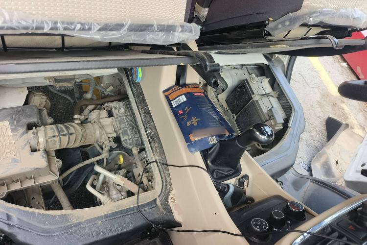 Used CHANGAN KUAYUE Xing V5 2021 1.5L Jinbao Edition Luxury Version JL473QH Engine Bay