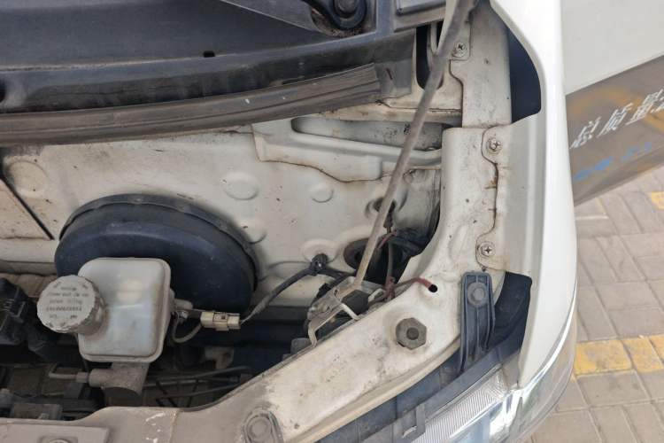 Used CHANGAN KUAYUE Xing V5 2021 1.5L Jinbao Edition Comfort Version JL473QH Engine Bay Left