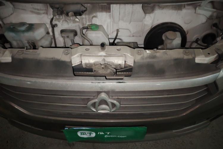 Used CHANGAN KUAYUE Xing V5  Engine Bay