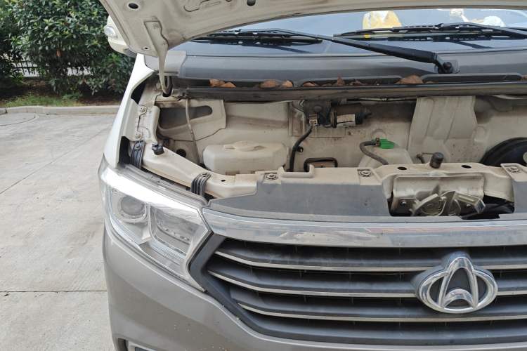 Used CHANGAN KUAYUE Xing V5 2021 1.6L Jinbao Edition Comfort Version DAM16KR Engine Bay Right