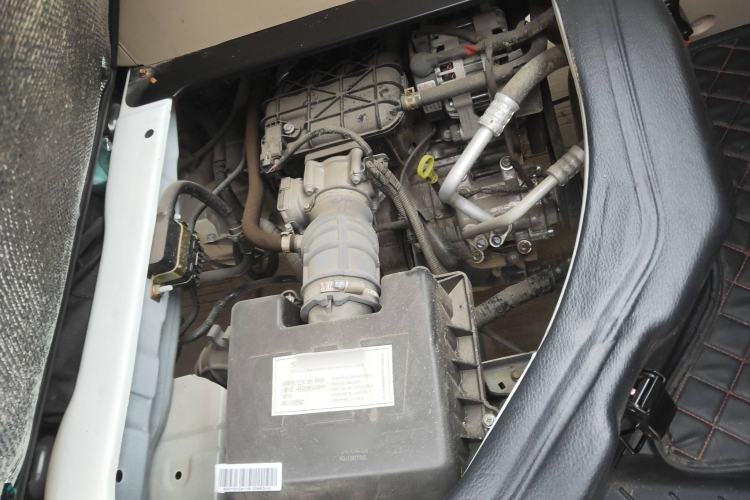 Used CHANGAN KUAYUE Xing V5 2021 1.5L Jinbao Edition Comfort Version JL473QH Engine Bay Right