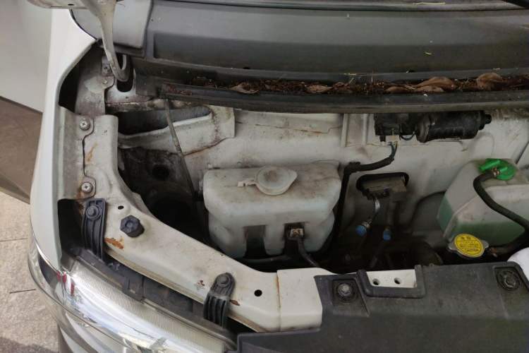 Used CHANGAN KUAYUE Xing V5 2021 1.5L Fortune-Attracting Edition Comfort Model JL473QH Engine Bay Right