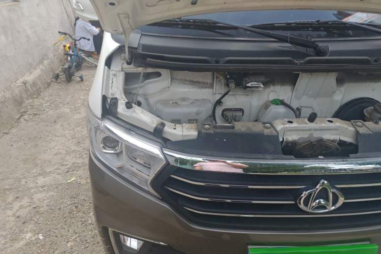 Used CHANGAN KUAYUE Xing V5 2021 1.6L Jinbao Edition Luxury Version DAM16KR Engine Bay Right