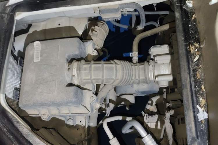 Used CHANGAN KUAYUE Xing V5 2021 1.6L Jinbao Edition Luxury Version DAM16KR Engine Bay Right