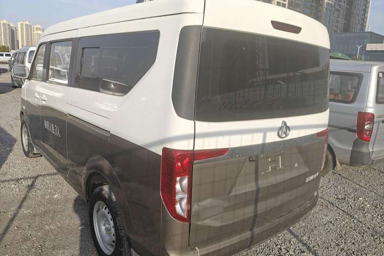 Used CHANGAN KUAYUE Xing V5 2021 1.5L Fortune-Attracting Edition Comfort Model JL473QH Exterior 3