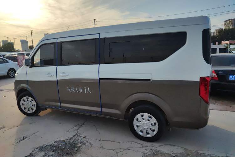 Used CHANGAN KUAYUE Xing V5 2021 1.6L Fortune-Attracting Edition Comfort Model DAM16KR Exterior 5