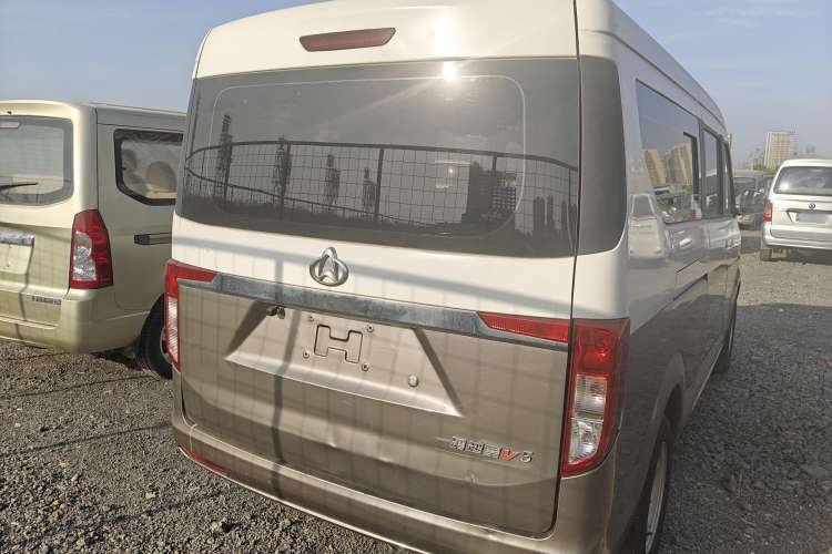 Used CHANGAN KUAYUE Xing V5 2021 1.5L Fortune-Attracting Edition Comfort Model JL473QH Exterior 5