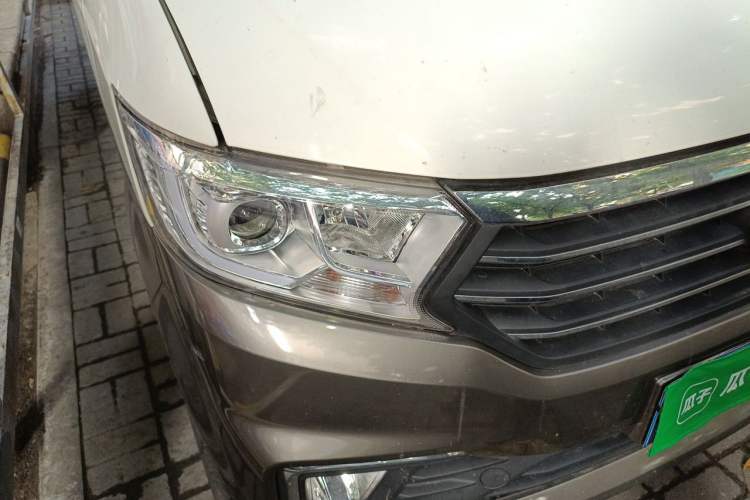 Used CHANGAN KUAYUE Xing V5 2021 1.6L Jinbao Edition Comfort Version DAM16KR Exterior 6