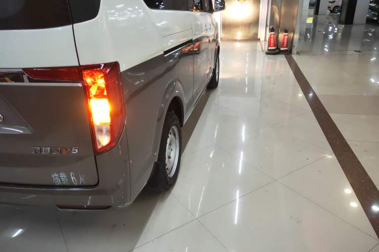 Used CHANGAN KUAYUE Xing V5 2021 1.5L Fortune-Attracting Edition Comfort Model JL473QH Exterior 6