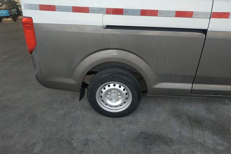 Used CHANGAN KUAYUE Xing V5 2021 1.5L Jinbao Edition Comfort Version JL473QH Exterior 8