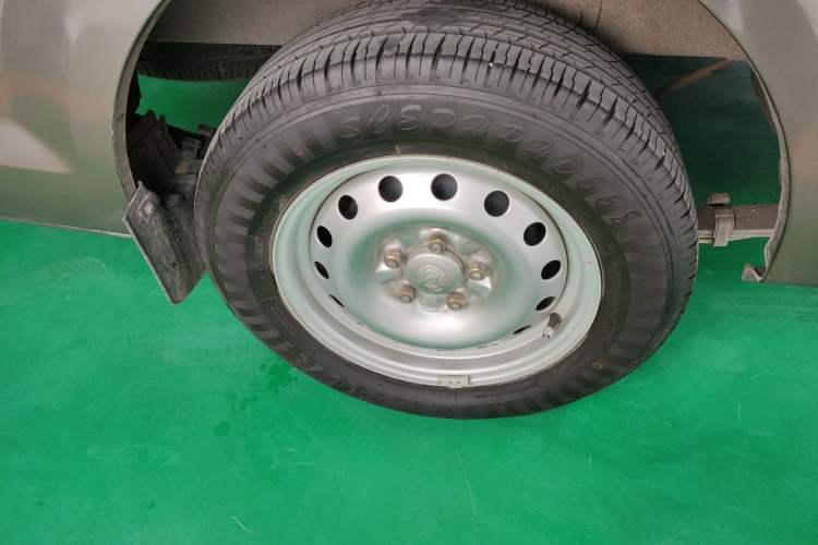 Used CHANGAN KUAYUE Xing V5 2021 1.5L Jinbao Edition Comfort Version JL473QH Exterior 8