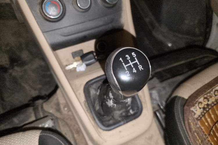 Used CHANGAN KUAYUE Xing V5 2021 1.5L Fortune-Attracting Deluxe Model JL473QH Gear Lever