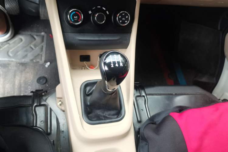 Used CHANGAN KUAYUE Xing V5 2021 1.6L Jinbao Edition Comfort Version DAM16KR Gear Lever