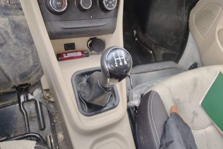 Used CHANGAN KUAYUE Xing V5 2021 1.5L Fortune-Attracting Edition Comfort Model JL473QH Gear Lever