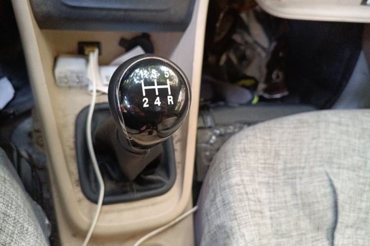 Used CHANGAN KUAYUE Xing V5 2021 1.6L Jinbao Edition Comfort Version DAM16KR Gear Lever