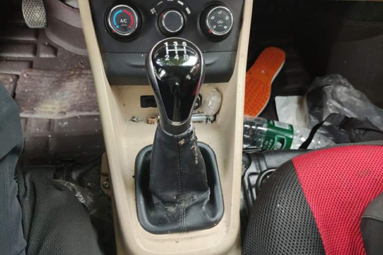 Used CHANGAN KUAYUE Xing V5 2021 1.5L Fortune-Attracting Edition Comfort Model JL473QH Gear Lever