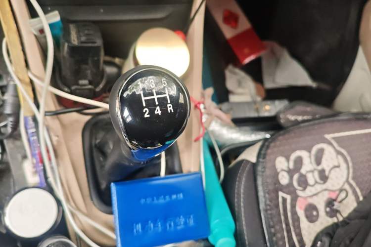 Used CHANGAN KUAYUE Xing V5 2021 1.5L Jinbao Edition Comfort Version JL473QH Gear Lever