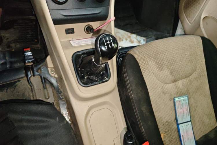 Used CHANGAN KUAYUE Xing V5 2021 1.6L Jinbao Edition Comfort Version DAM16KR Gear Lever