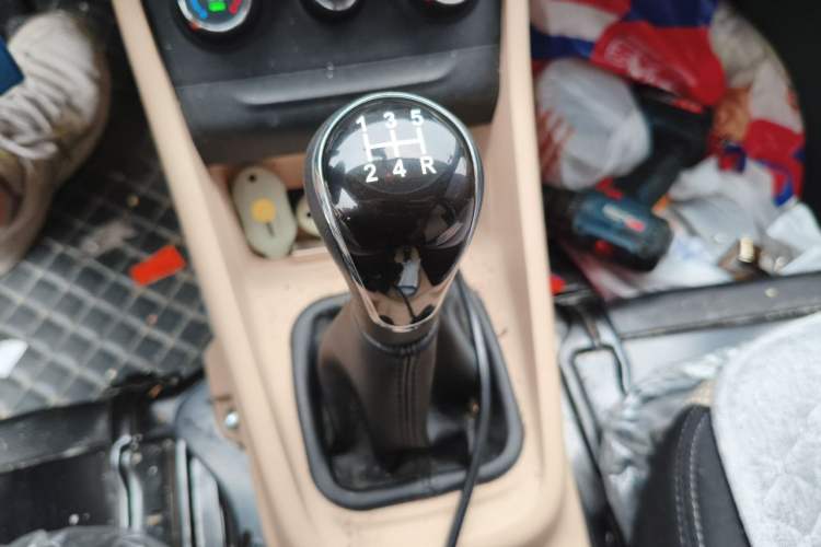 Used CHANGAN KUAYUE Xing V5 2021 1.5L Fortune-Attracting Edition Comfort Model JL473QH Gear Lever