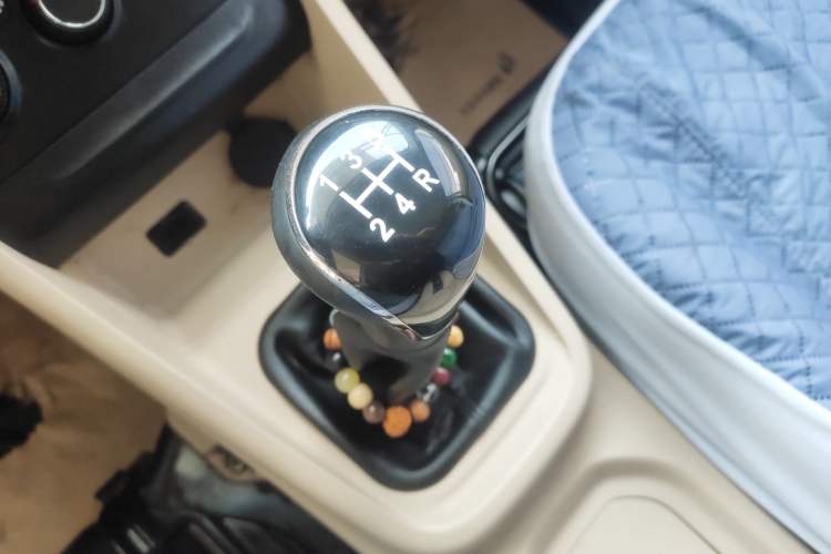 Used CHANGAN KUAYUE Xing V5 2021 1.5L Jinbao Edition Comfort Version JL473QH Gear Lever