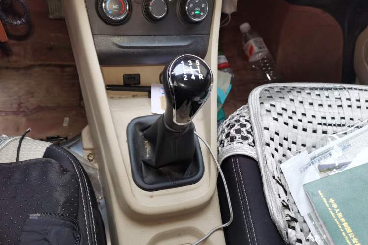 Used CHANGAN KUAYUE Xing V5 2021 1.6L Jinbao Edition Luxury Version DAM16KR Gear Lever