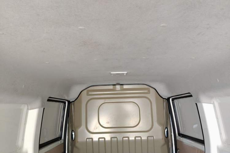 Used CHANGAN KUAYUE Xing V5 2021 1.6L Fortune-Attracting Edition Comfort Model DAM16KR Headliner
