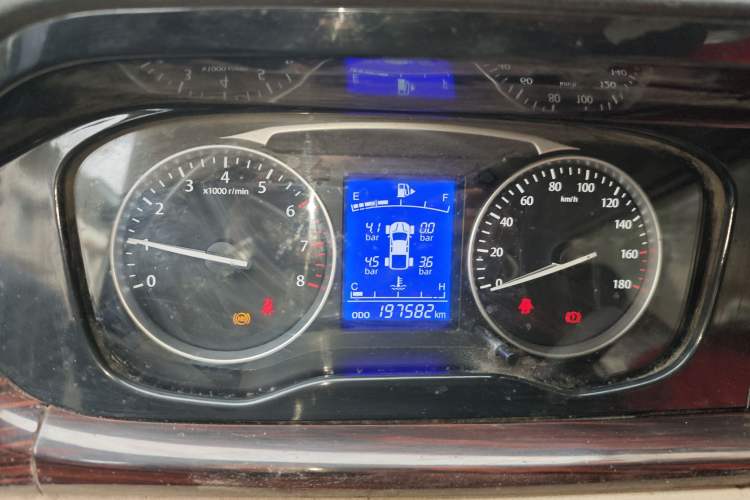 Used CHANGAN KUAYUE Xing V5 2021 1.6L Fortune-Attracting Edition Comfort Model DAM16KR Instrument Cluster