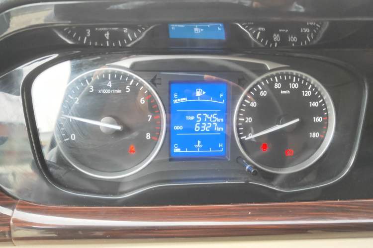 Used CHANGAN KUAYUE Xing V5 2021 1.5L Jinbao Edition Comfort Version JL473QH Instrument Cluster