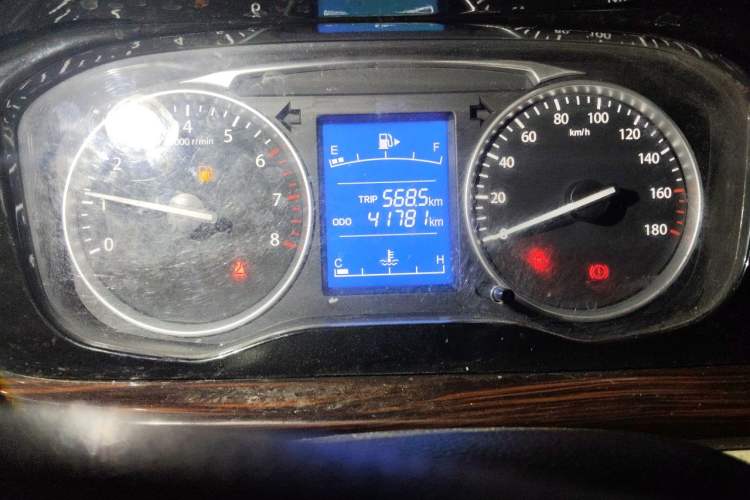 Used CHANGAN KUAYUE Xing V5 2021 1.6L Jinbao Edition Luxury Version DAM16KR Instrument Cluster