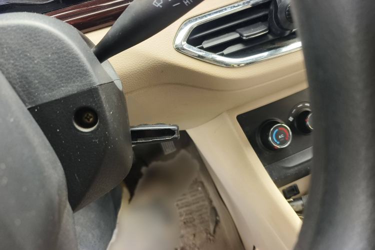 Used CHANGAN KUAYUE Xing V5 2021 1.5L Jinbao Edition Luxury Version JL473QH Interior 1