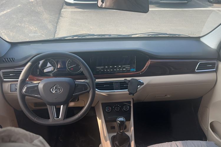 Used CHANGAN KUAYUE Xing V5 2021 1.5L Jinbao Edition Comfort Version JL473QH Interior 2