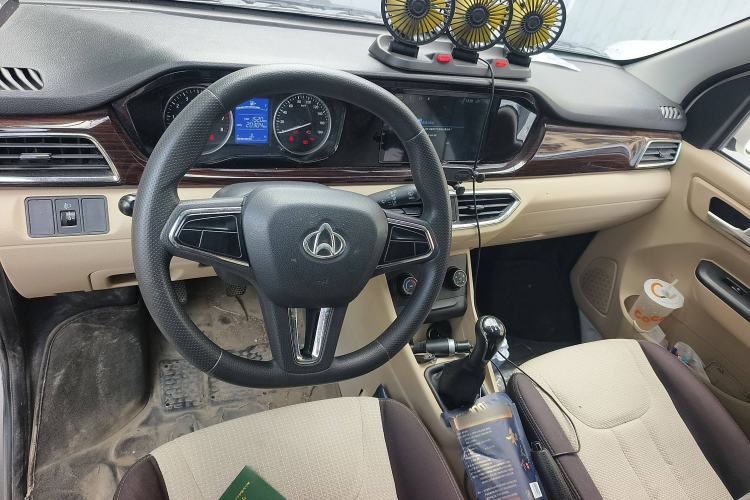 Used CHANGAN KUAYUE Xing V5 2021 1.5L Jinbao Edition Luxury Version JL473QH Interior 2